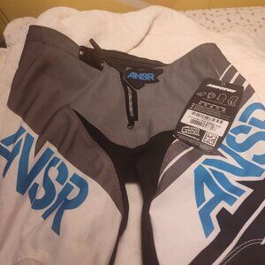 Answer mx pants
